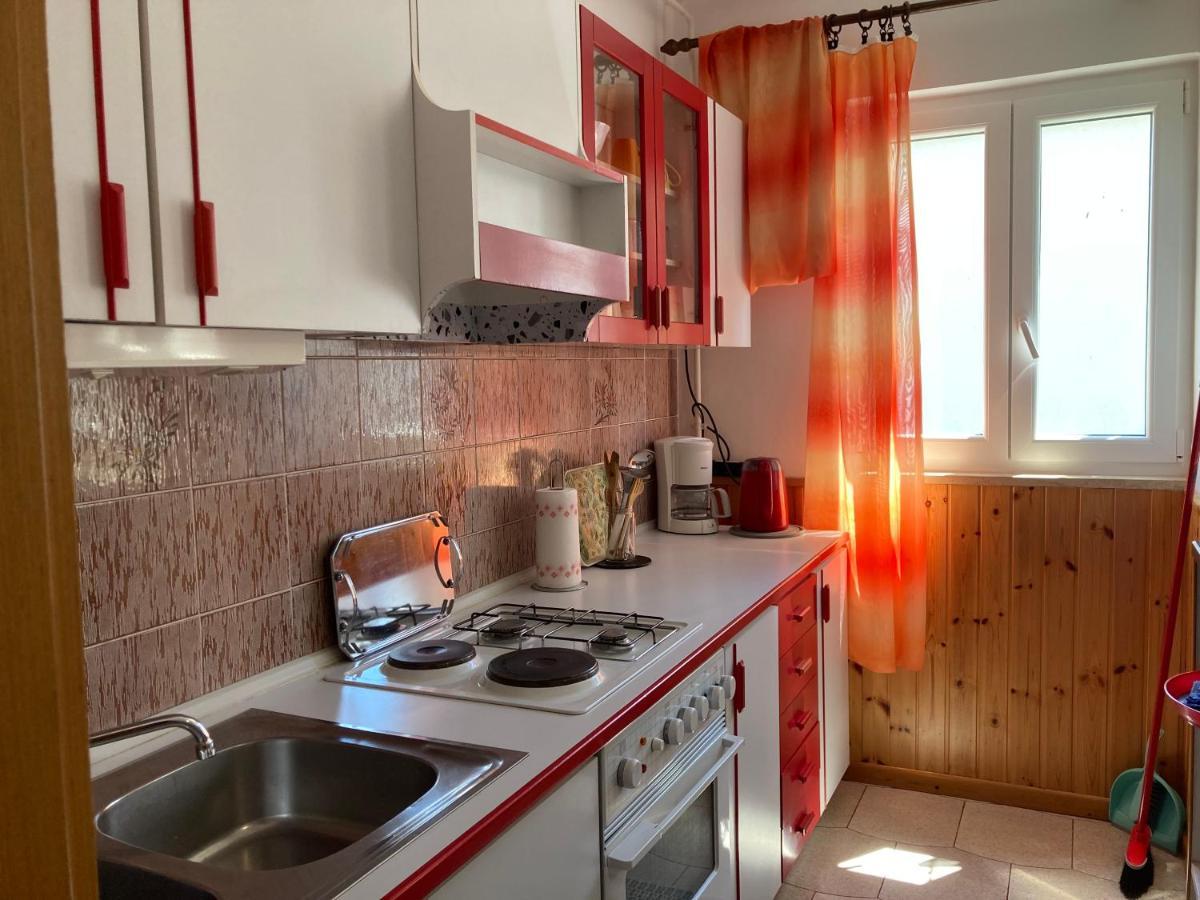 Apartments Hrnjic Umag Bagian luar foto